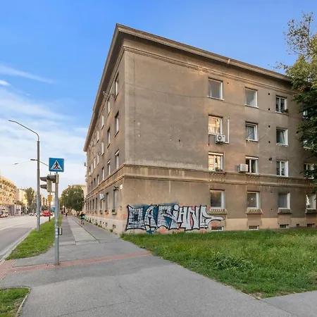 Touch 2 Bedroom * Bratislava